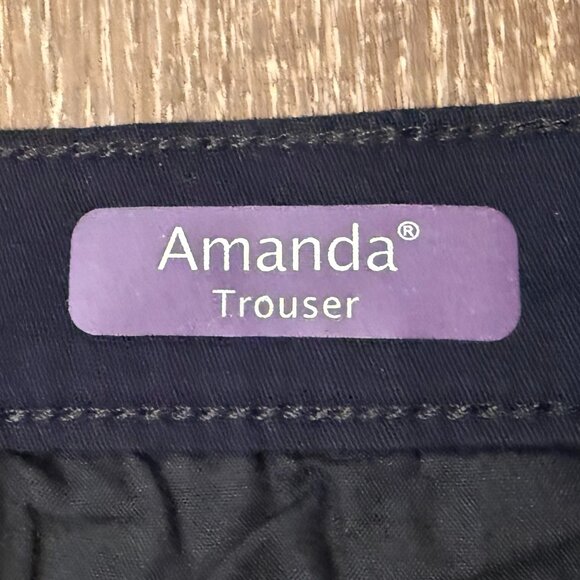 Gloria Vanderbilt Amanda Trouser Pants – Size 12S - Picture 14 of 14